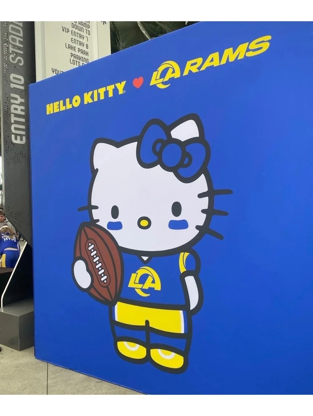 RAMS football hello kitty Sanrio limited edition crossbody